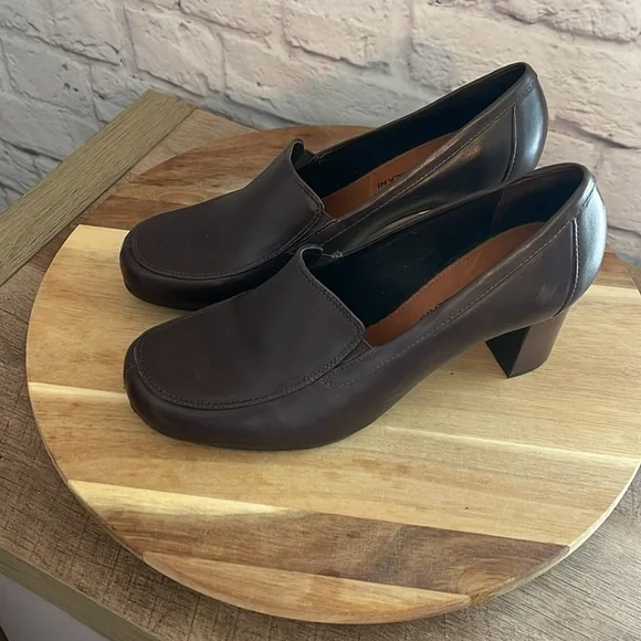 Antonio Melani Brown Leather Square Toe Loafers with block heel   9.5 M - Picture 2 of 9